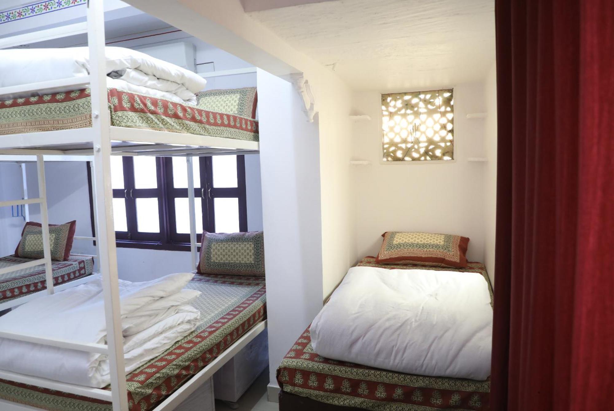 The Mama Hotel - Rooms And Dormitory Udaipur Kültér fotó